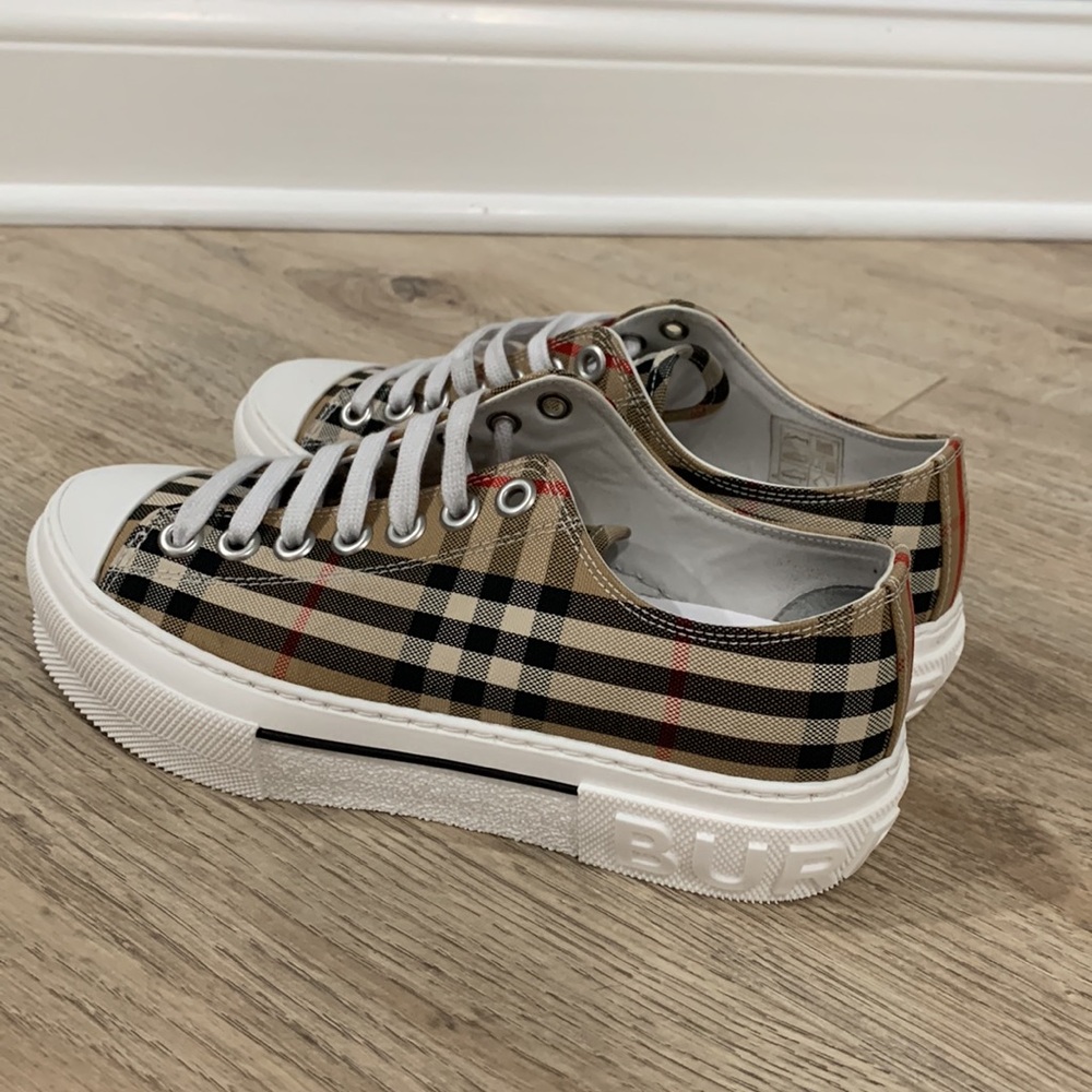Burberry check Sneakers - Picture 3 of 5